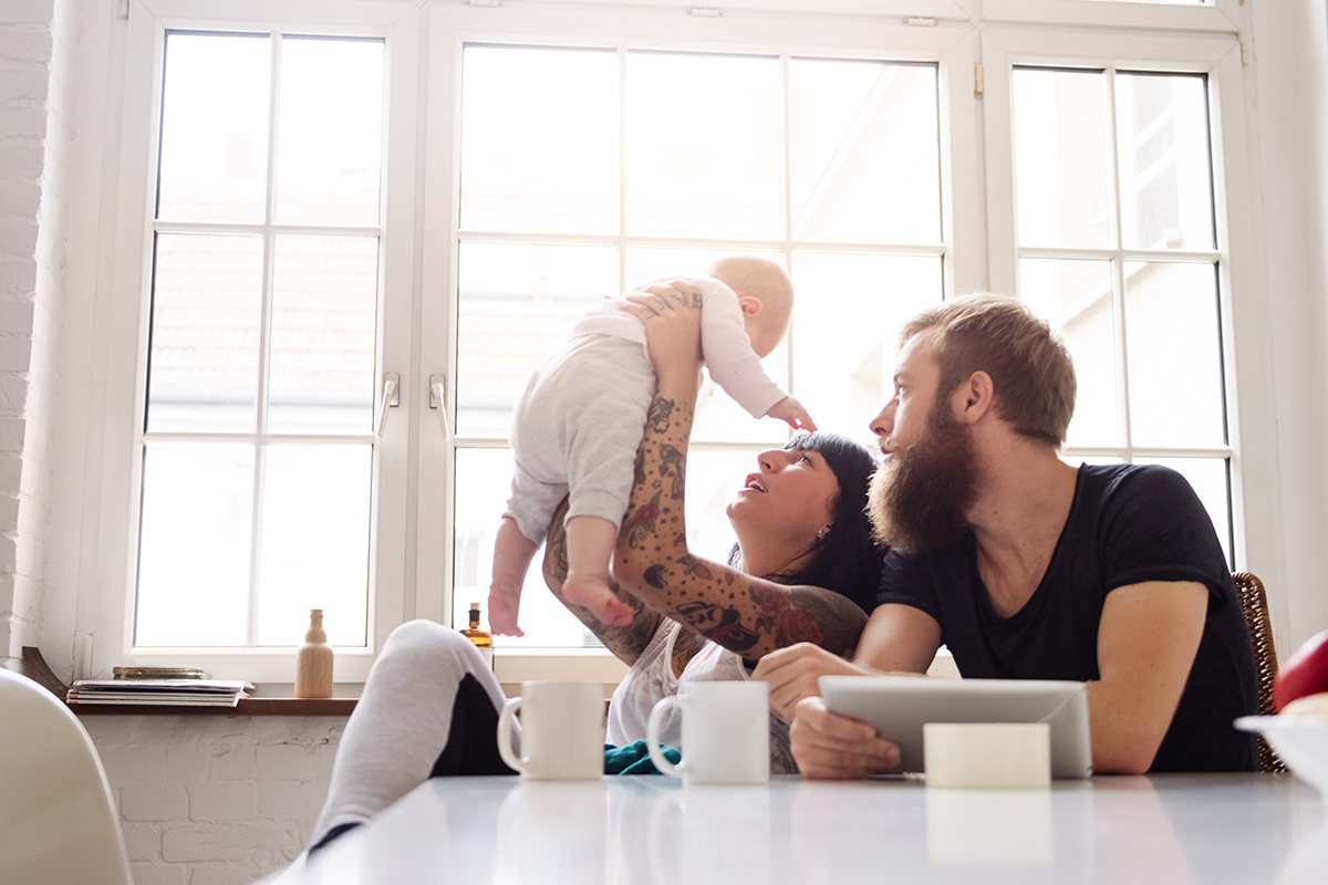 family with newborn